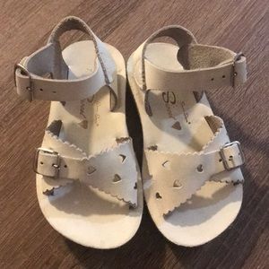 Salt water sandals 7
